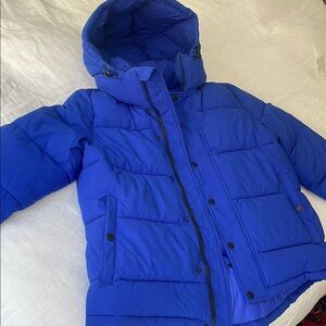 NEW 🚨 BCBGeneration Blue Puffer Jacket